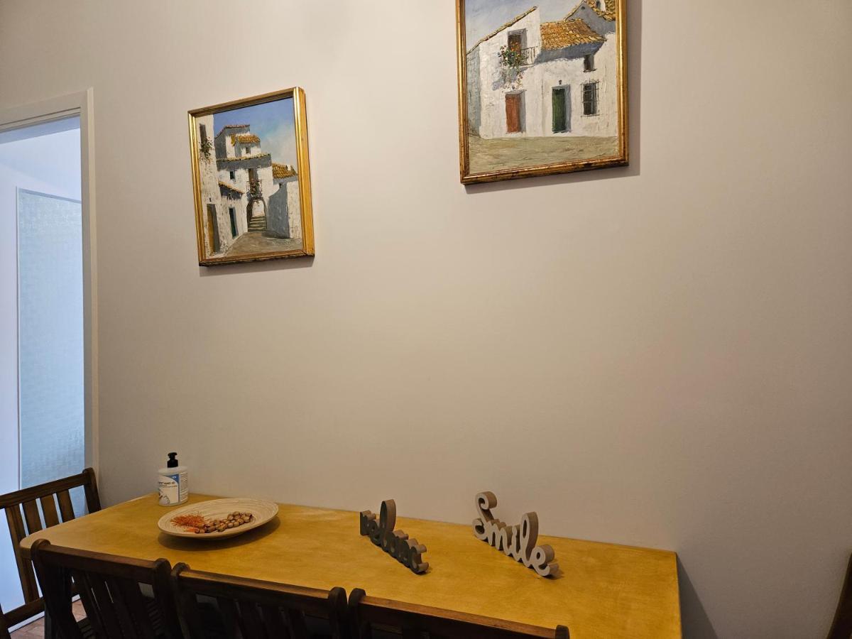 F23 Apartment เอเธนส์ ภายนอก รูปภาพ