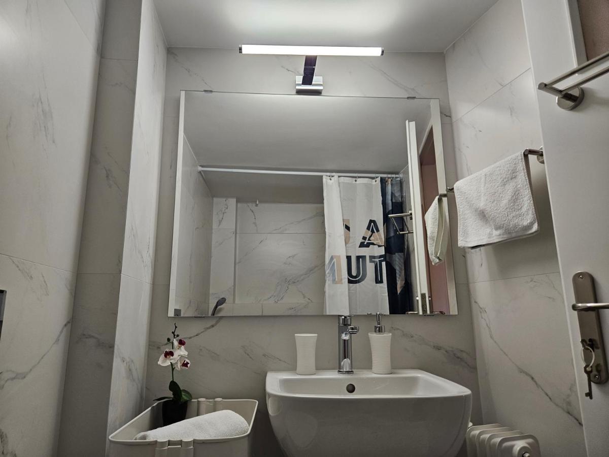 F23 Apartment เอเธนส์ ภายนอก รูปภาพ